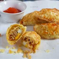 Indomie Goreng Empanadas
